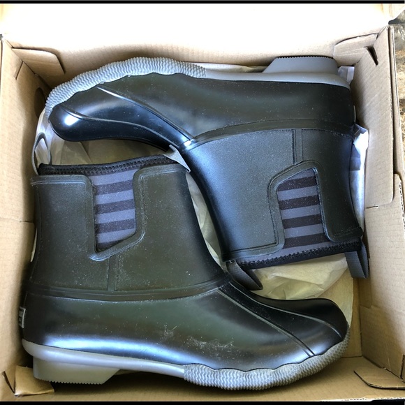 NEW Sperry Women's Saltwater Chelsea Duck Boot - Picture 6 of 8
